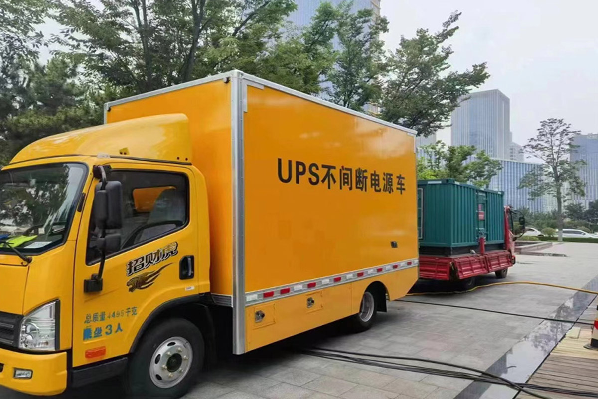 禄丰发电机租赁施工现场